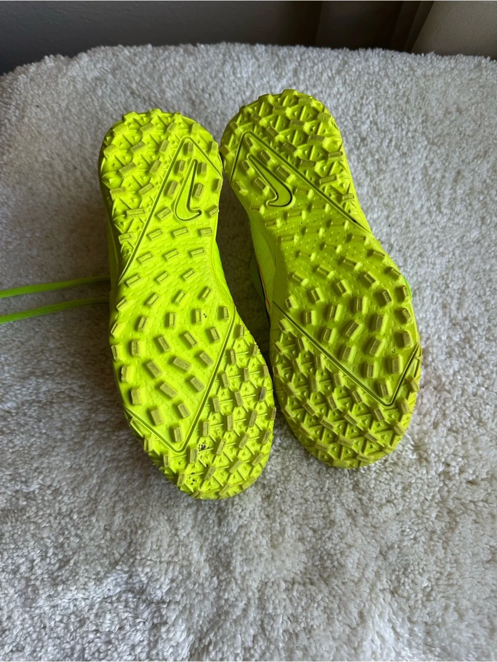 Nike Kids Mercurial Superfly 8 Academy TF Soccer Sneakers - Neon Yellow 1Y